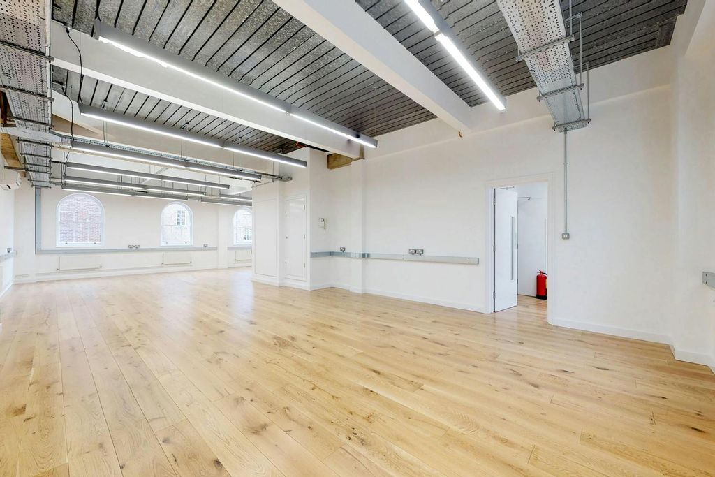 Property photo 1 of 7 7-Bath-Place-Ec2A-3Dr-Shoreditch-Office-Internal14.Jpg