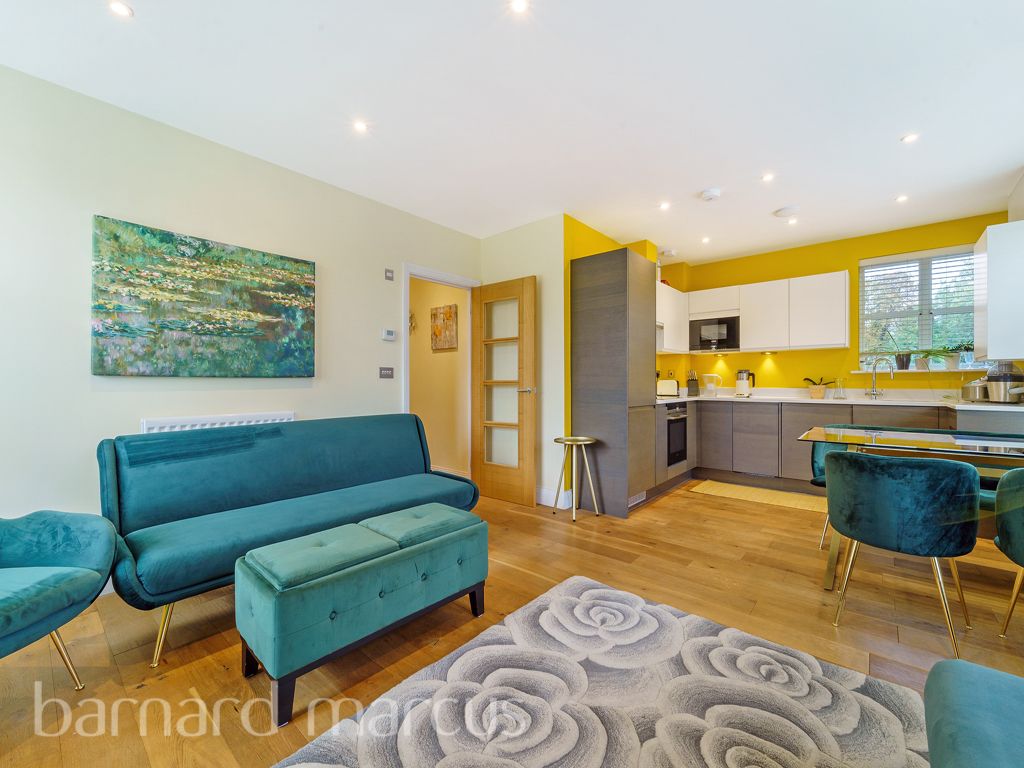 Property photo 3 of 8 Reception Room