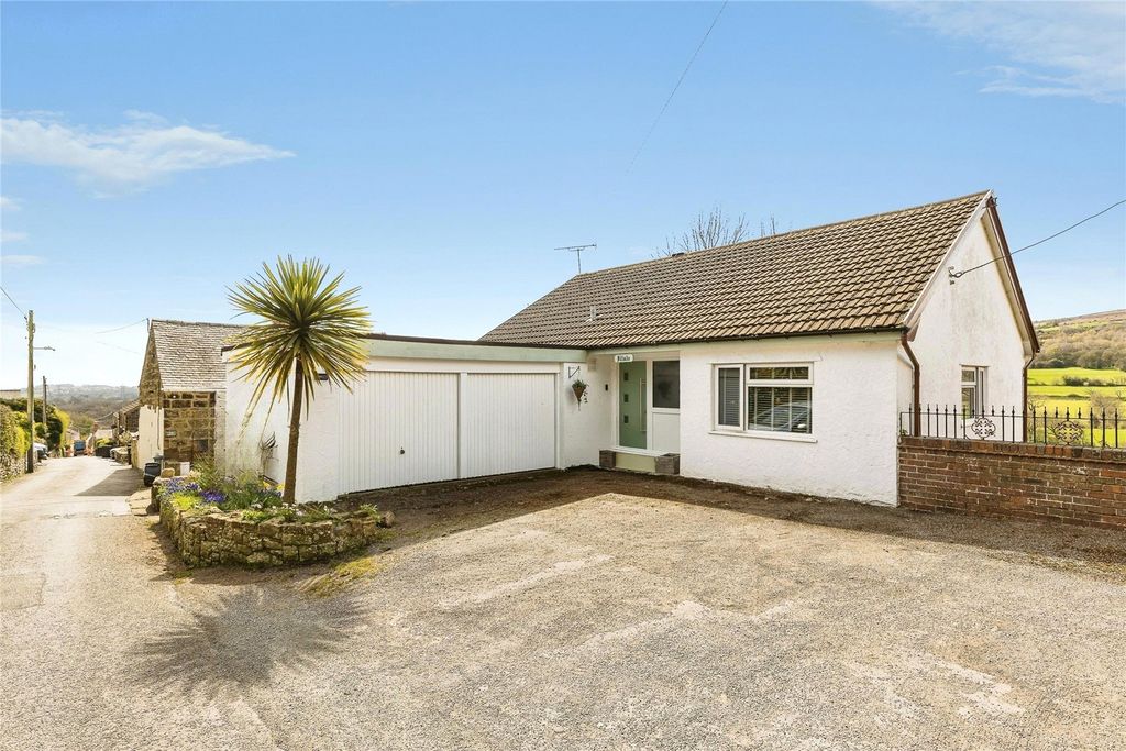 Property photo 1 of 28 Front