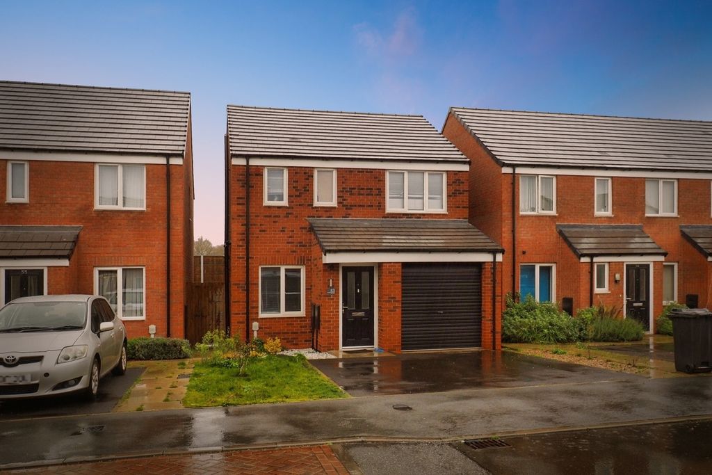 Property photo 1 of 14 Pbox-Img.Jpg