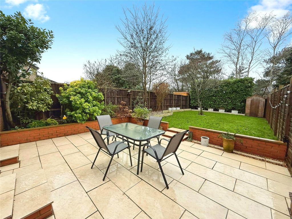 Property photo 2 of 14 Picture No. 10