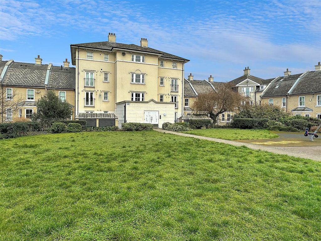 Property photo 3 of 15 Img (3).Jpg
