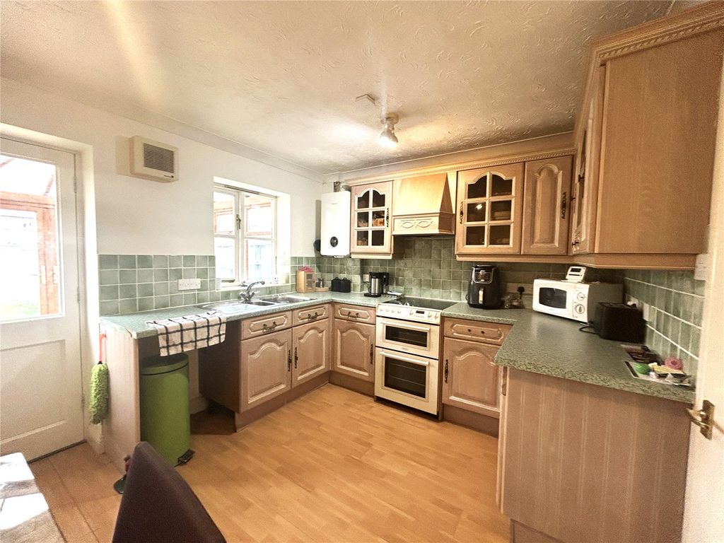Property photo 3 of 8 Picture No. 04