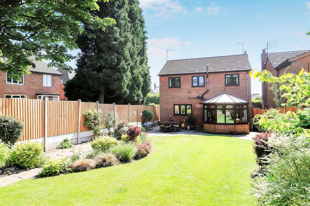 Property photo 2 of 18