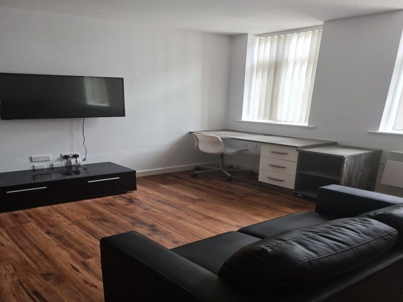 Property photo 3 of 6