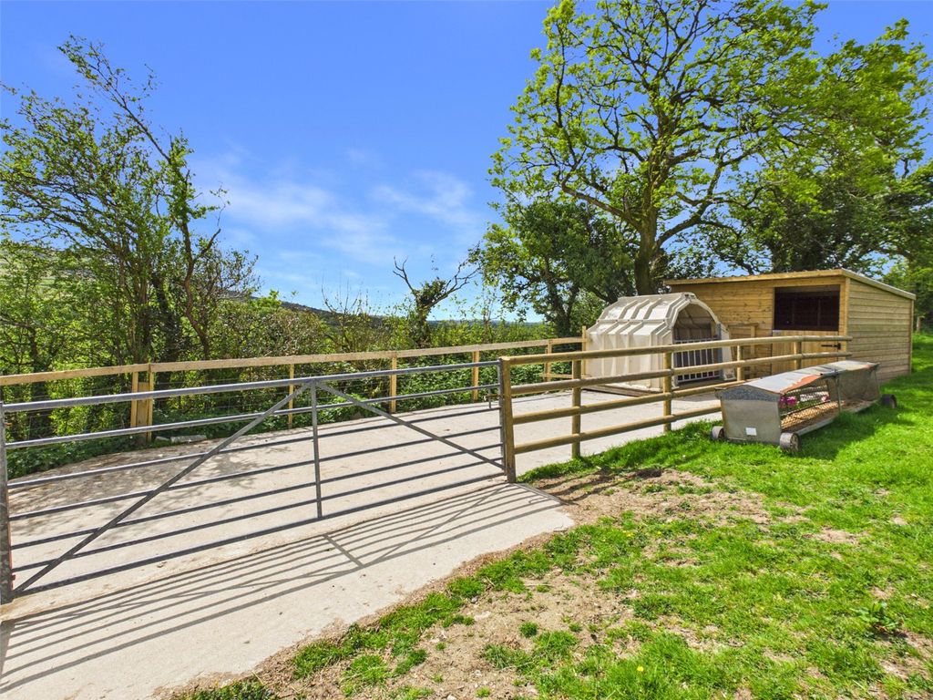 Property photo 2 of 19 Stables