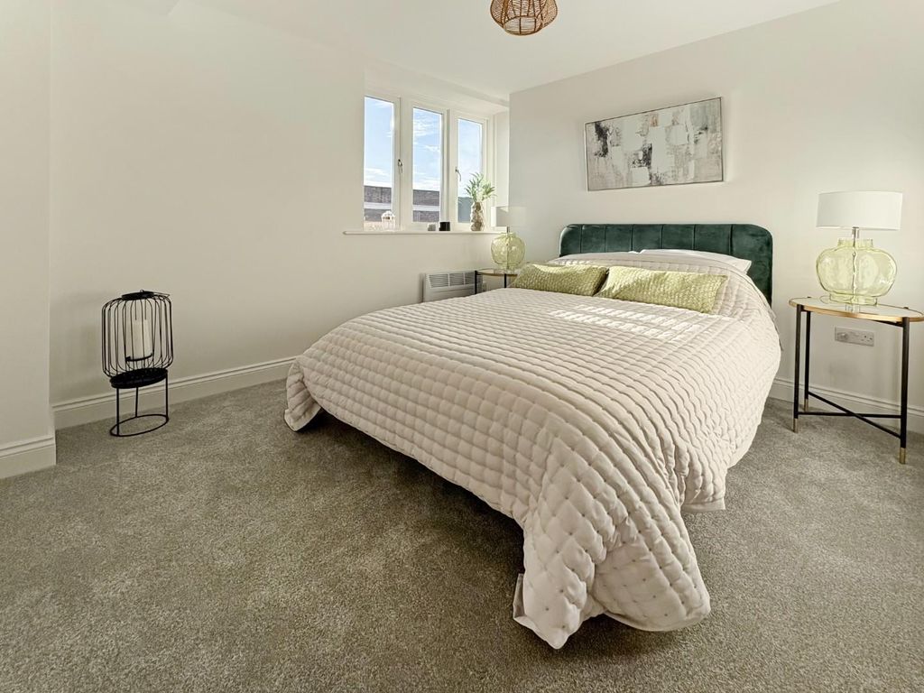 Property photo 3 of 5 Bedroom 1.Jpg