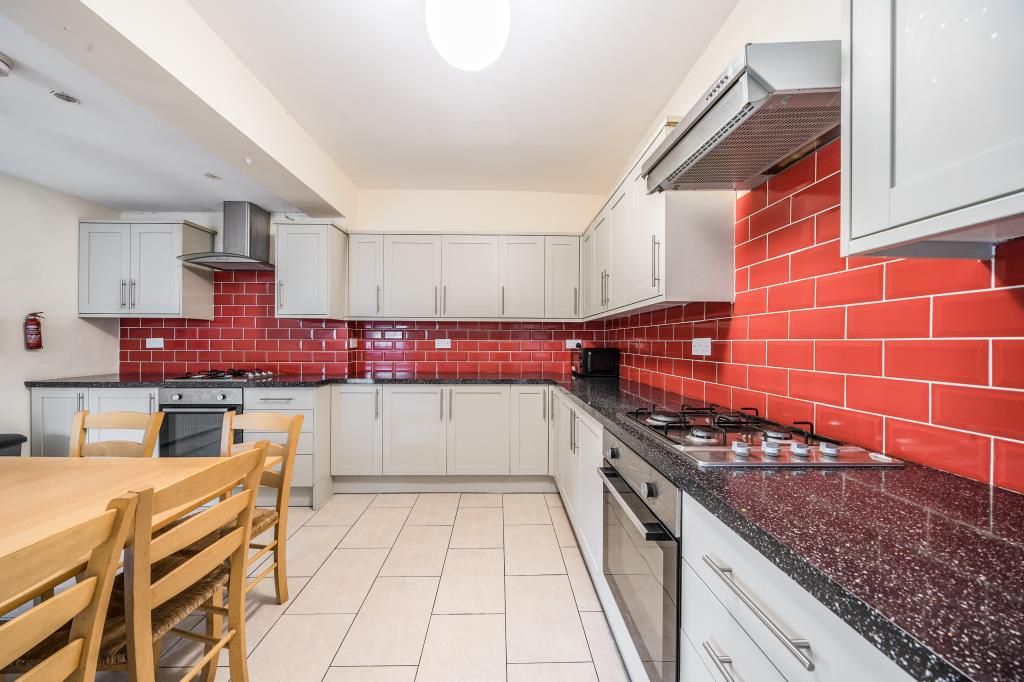 Property photo 2 of 20 Kitchen