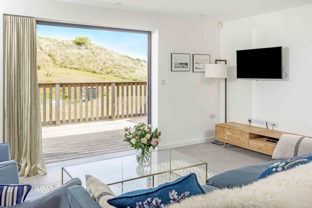 Property photo 3 of 20 Photo 3