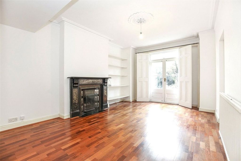 Property photo 2 of 6