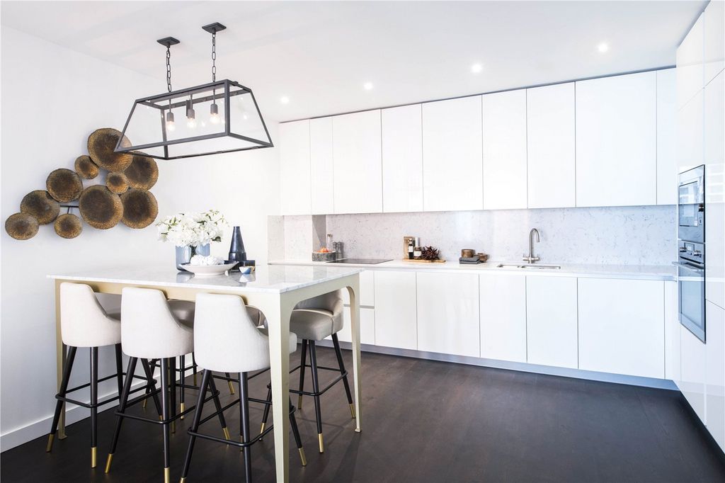 Property photo 2 of 15 Picture No. 08