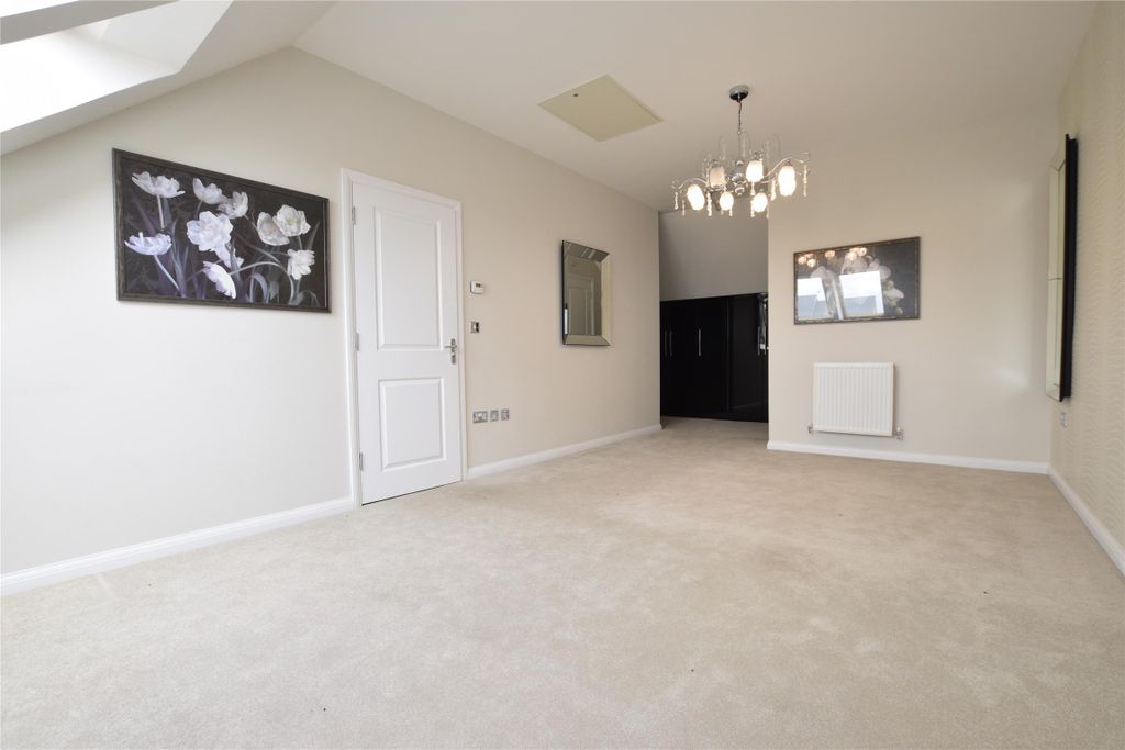Property photo 2 of 9 Bedroom One