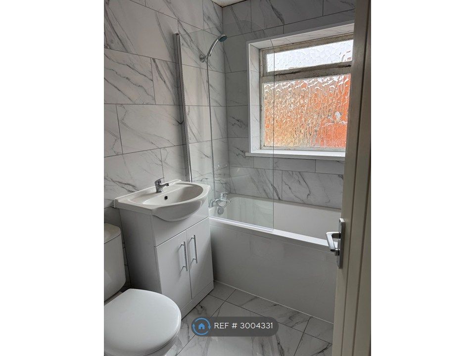 Property photo 3 of 6 1st Floor Bathroom