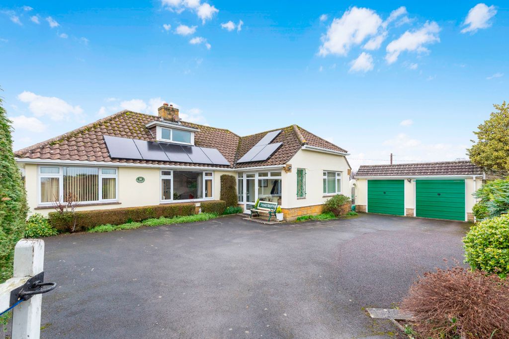 Property photo 1 of 23