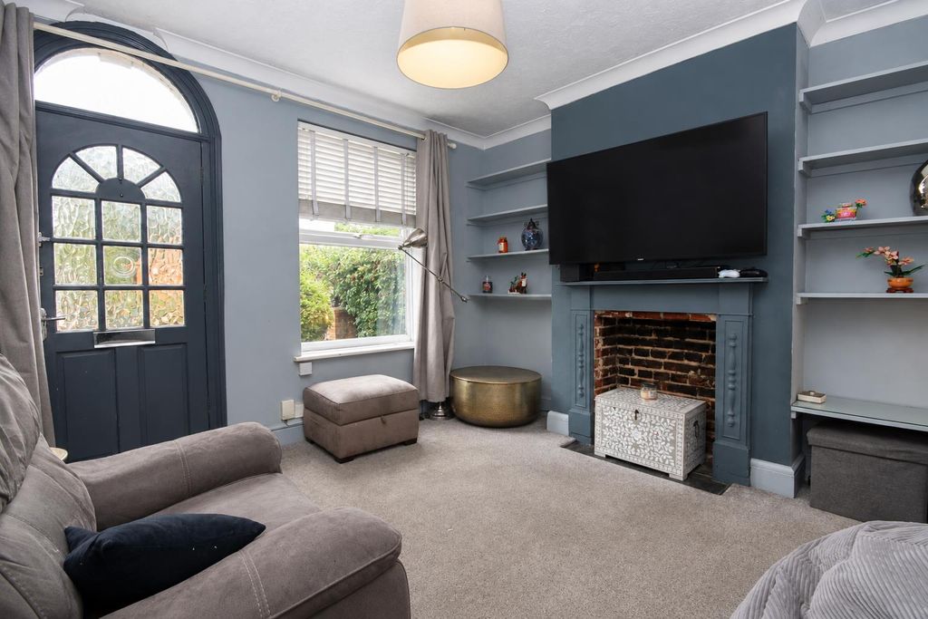 Property photo 2 of 16 161594F3-8Ca3-4502-92c2-8228Fc46Cdaf.Png