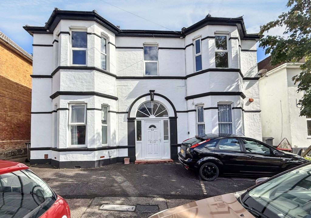 Property photo 1 of 1