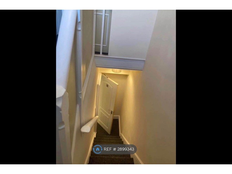 Property photo 3 of 11 Entrance To Flat