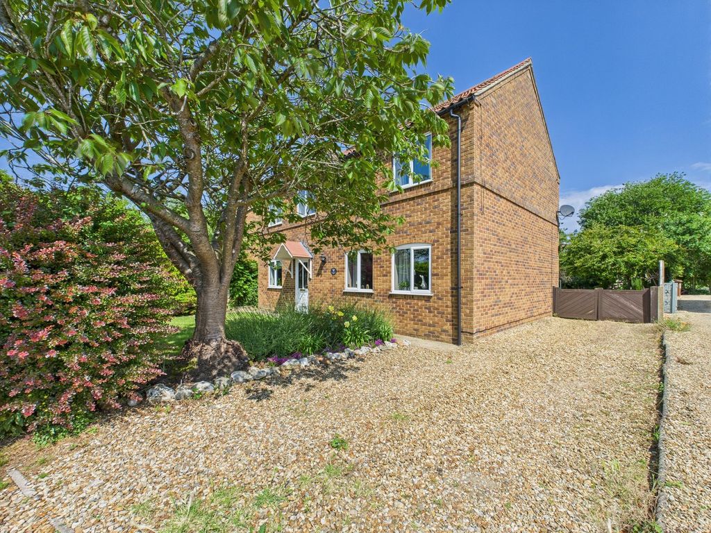 Property photo 1 of 30