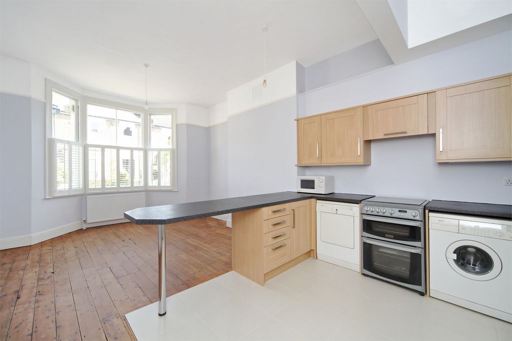 Property photo 1 of 6 Photograph 1
