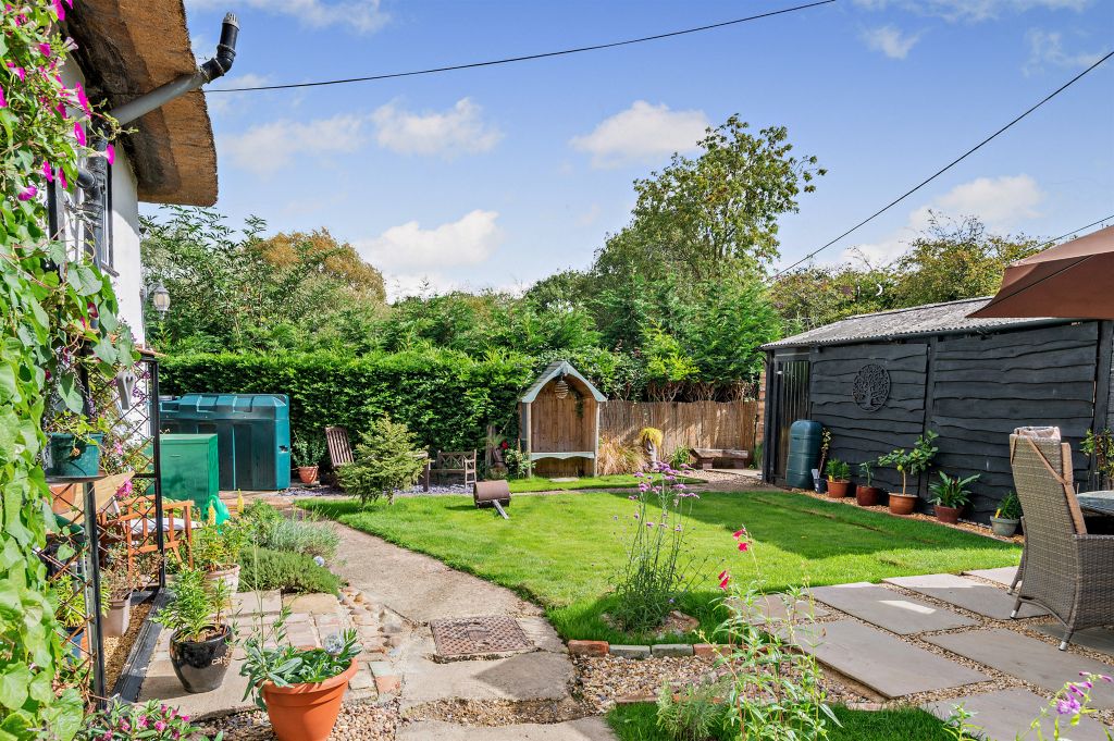 Property photo 2 of 18
