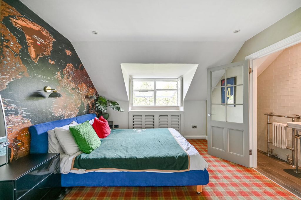 Additional image 18 of 2 bed flat for saleLockbridge Court, Ray Park Road, Maidenhead SL6