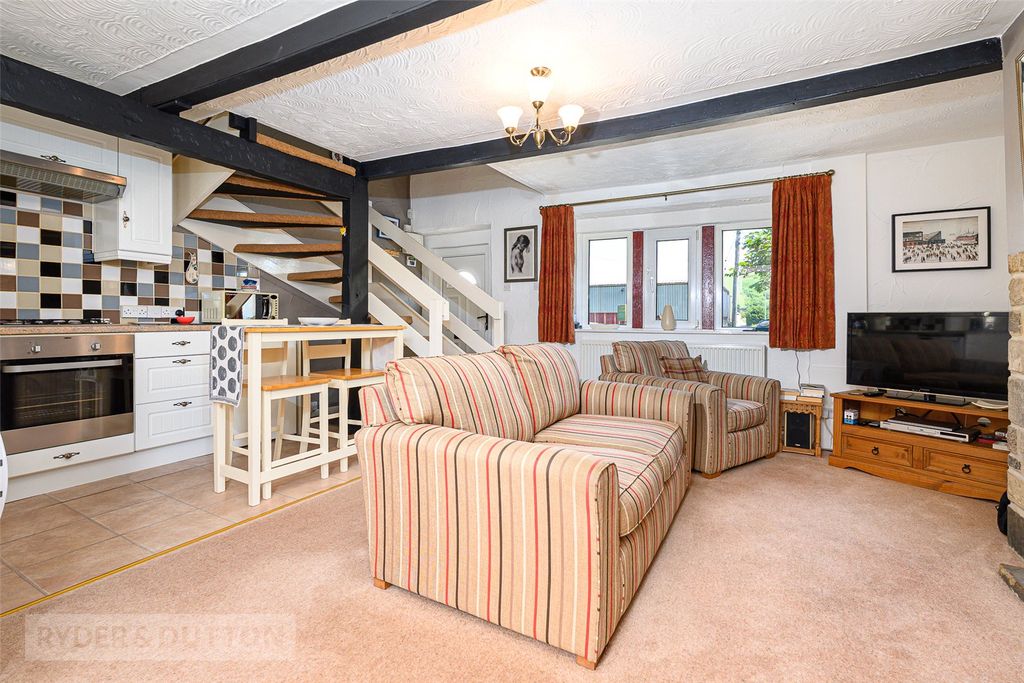 Property photo 3 of 30 Picture No. 16