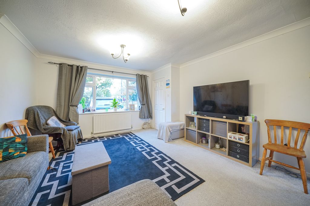 Property photo 2 of 13 97-Cowper-Road-1011