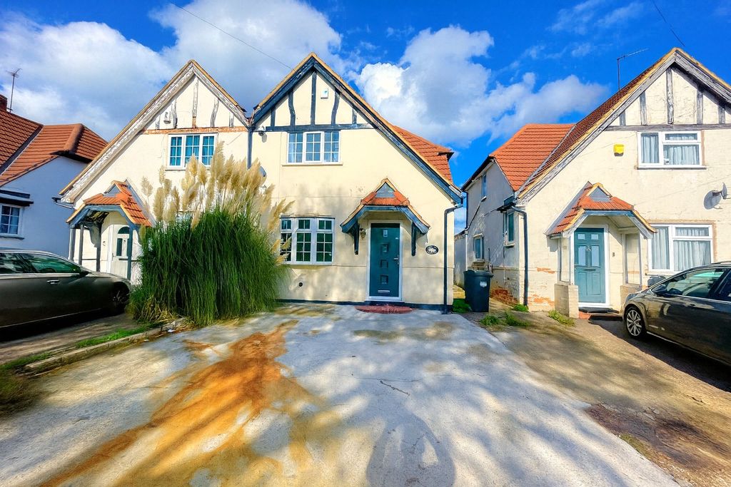 Property photo 1 of 10 Front Aspect