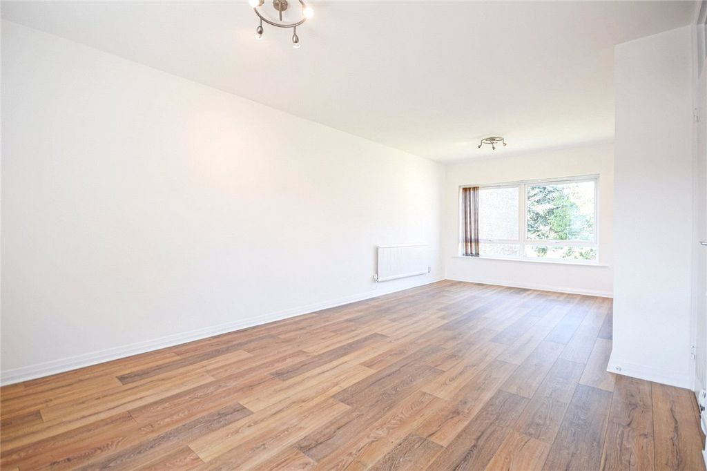 Property photo 3 of 7 Picture No. 17