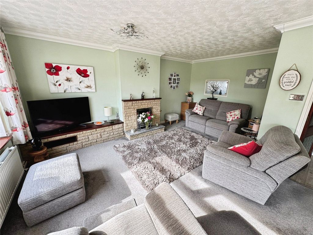 Property photo 2 of 23 Picture No. 09