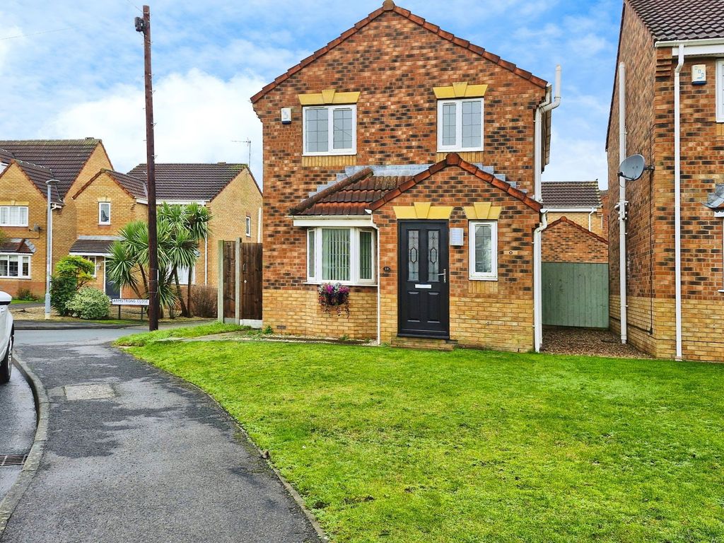 Property photo 1 of 17