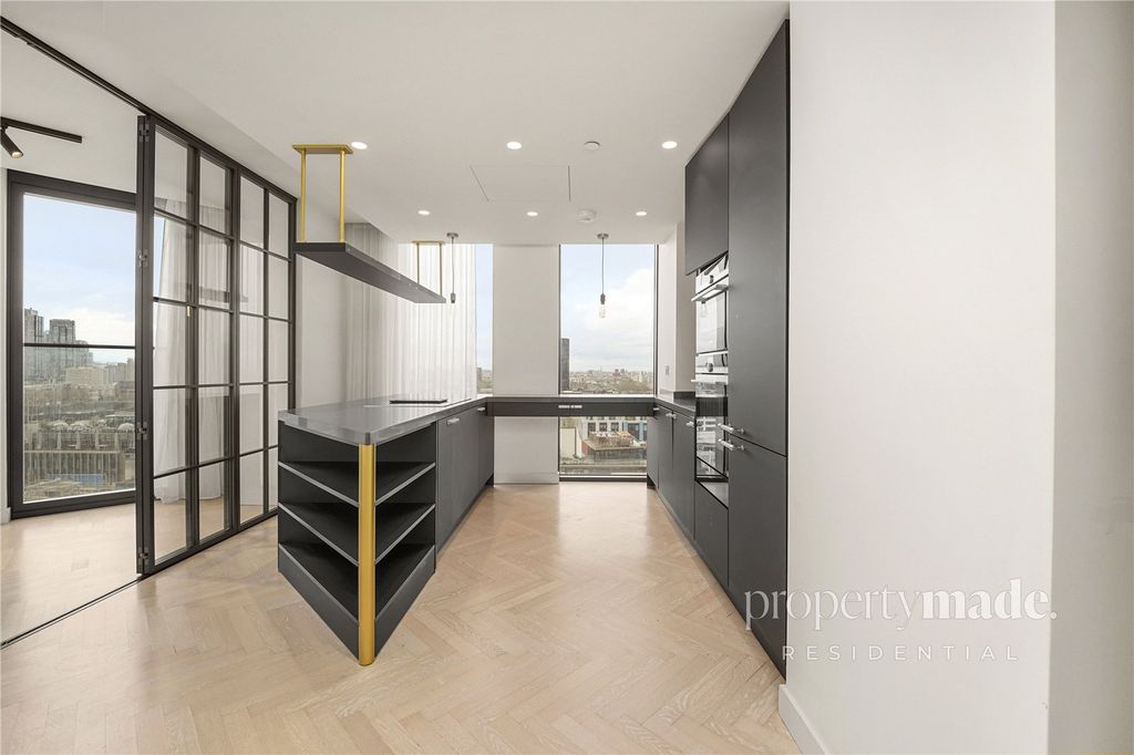 Property photo 2 of 20 Picture No. 10