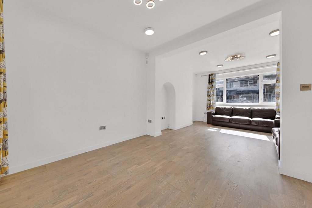 Property photo 3 of 28 _W6B1748.Jpg