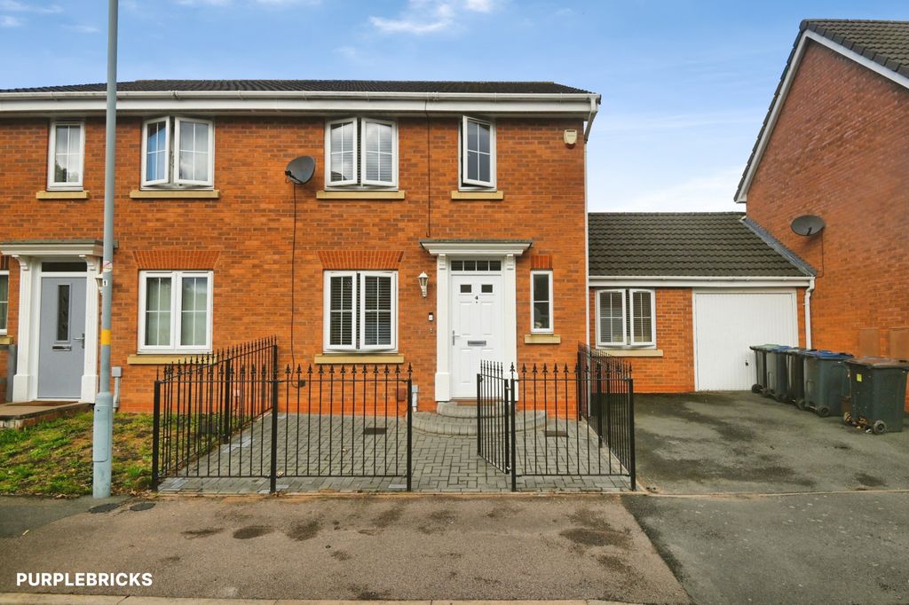 Property photo 1 of 26