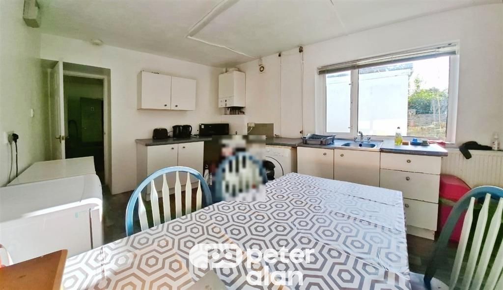 Property photo 3 of 12 Balcony