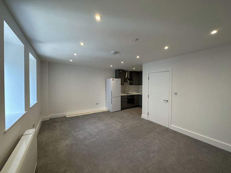 Property photo 3 of 11 Photo 2