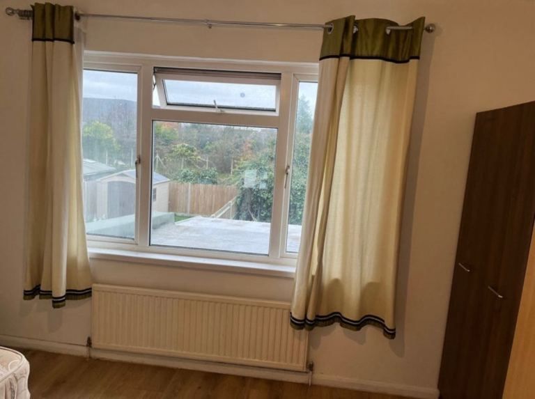 Property photo 2 of 3