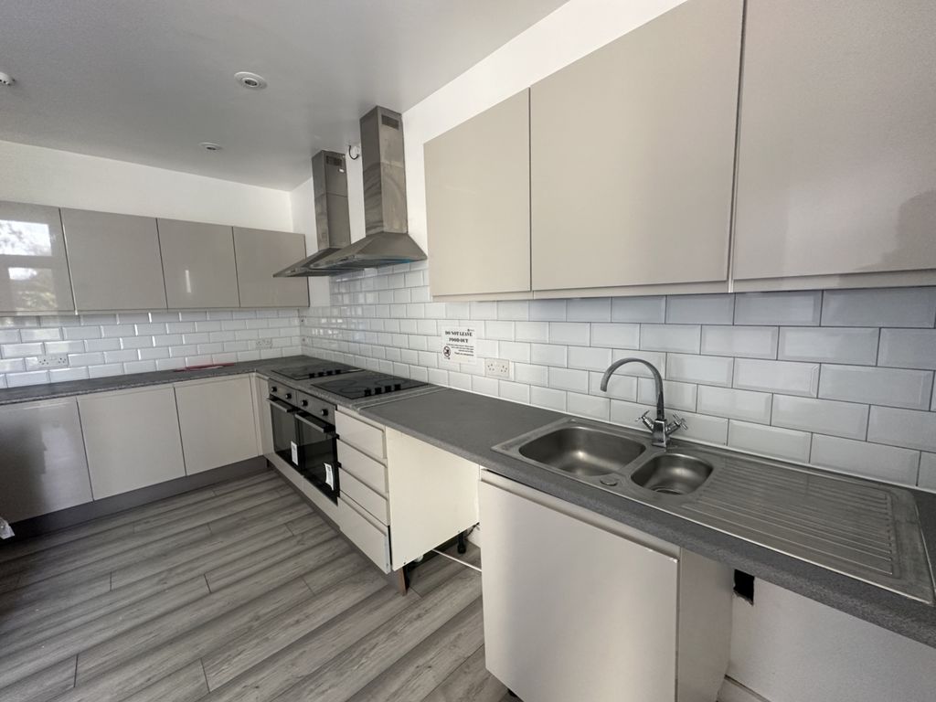 Property photo 3 of 4 Lrg_Img_8854