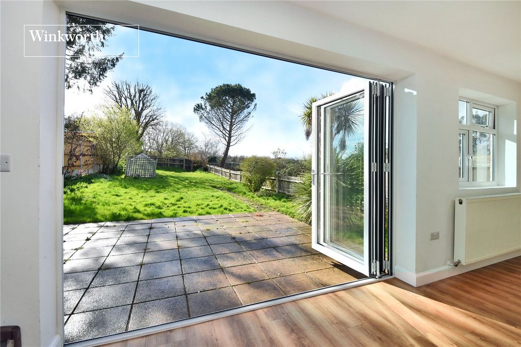 Property photo 3 of 22 Picture No. 75