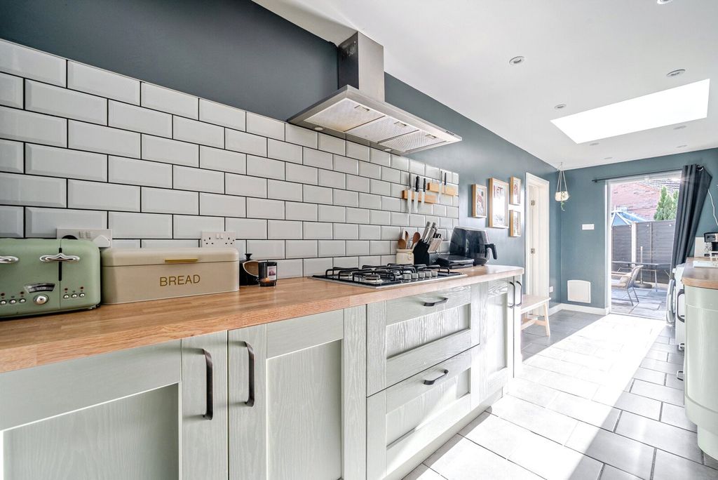 Property photo 2 of 22 1373311-19-69009A...