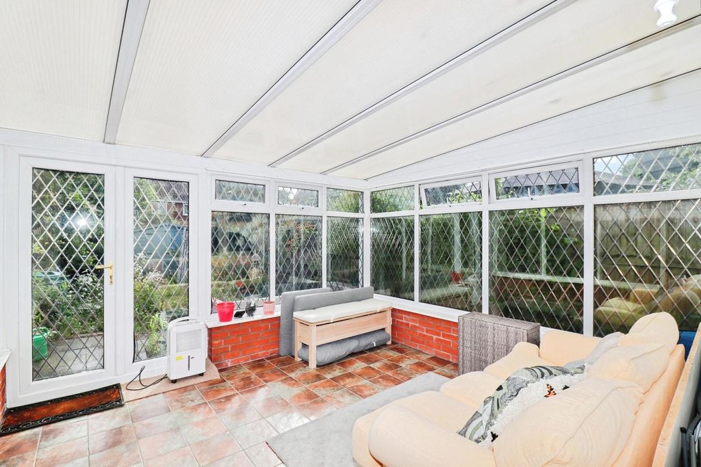 Property photo 3 of 16 Pbox-Img.Jpg