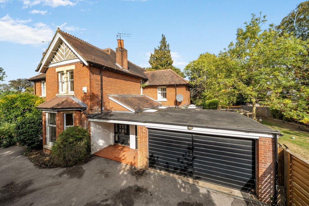 Property photo 1 of 18 1521559.Jpg