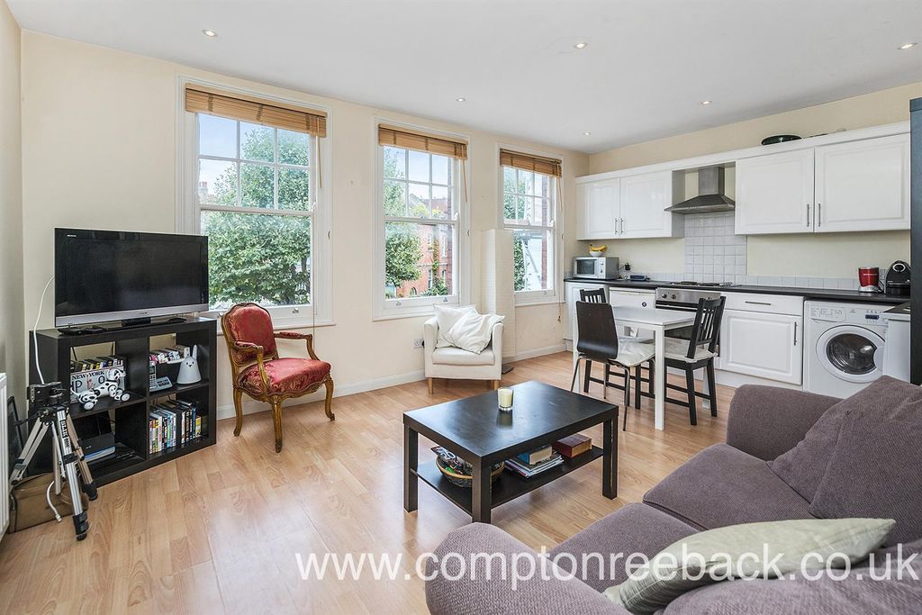 Property photo 3 of 6