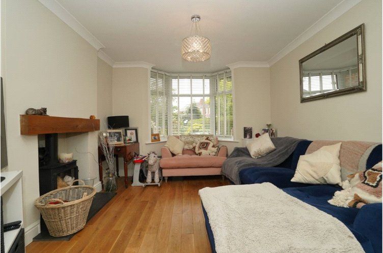 Property photo 2 of 17 Picture No. 27