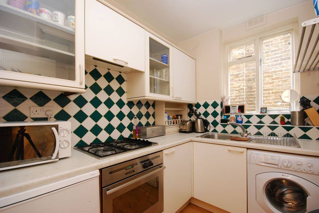 Property photo 3 of 7