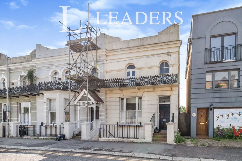 Property photo 1 of 10 External