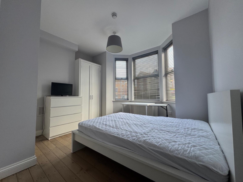 Property photo 1 of 3