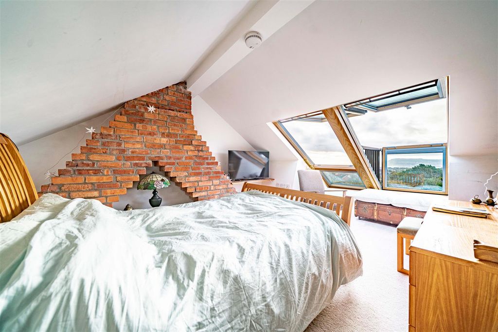 Property photo 3 of 16 Dsc00360.Jpg