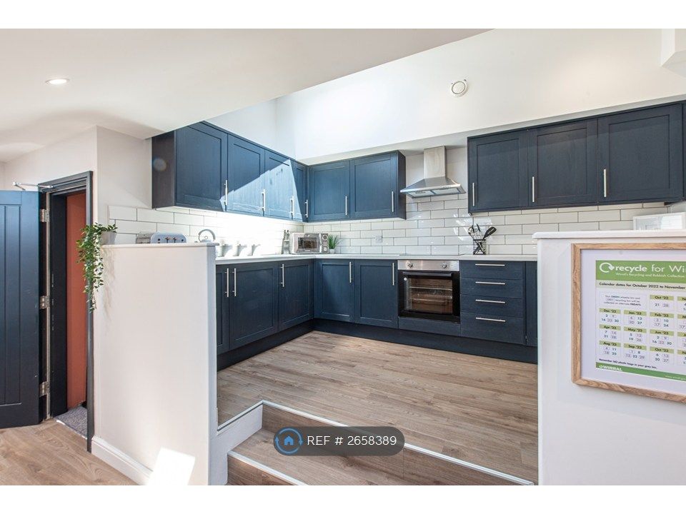 Property photo 2 of 13 Kitchen / Diner - 1Gb Wifi