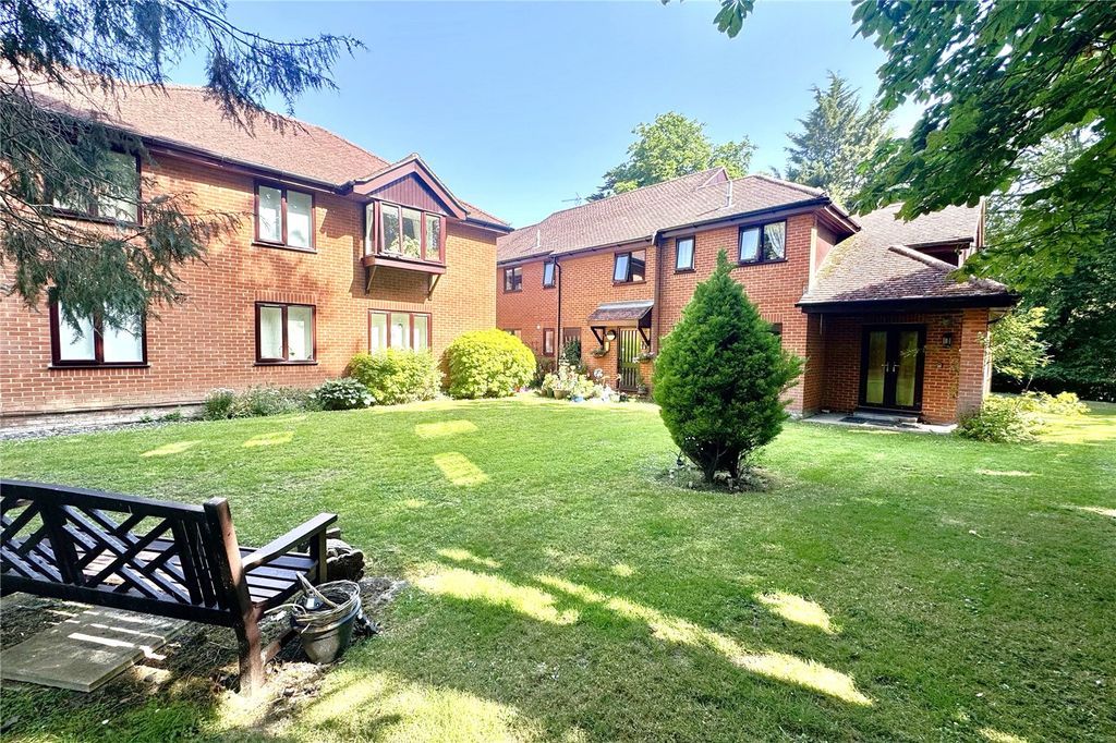 Property photo 1 of 9 Picture No. 20